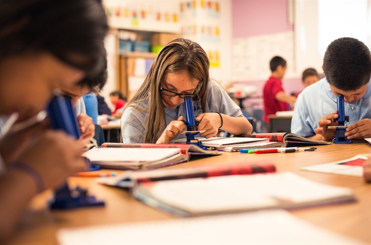 Kia and DonorsChoose.org Launch Annual “Holiday’s On Us” Celebration to Support Classroom Projects in High-Need Schools