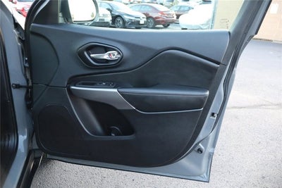 2021 Jeep Cherokee Latitude Lux