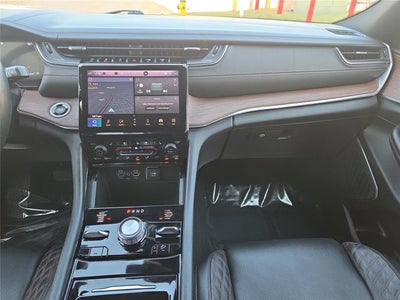 2023 Jeep Grand Cherokee Summit