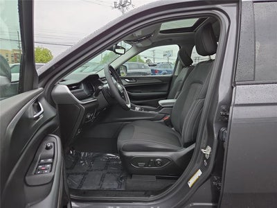 2023 Jeep Grand Cherokee L Laredo X