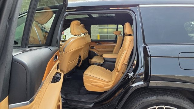 2022 Jeep Grand Cherokee L Summit Reserve
