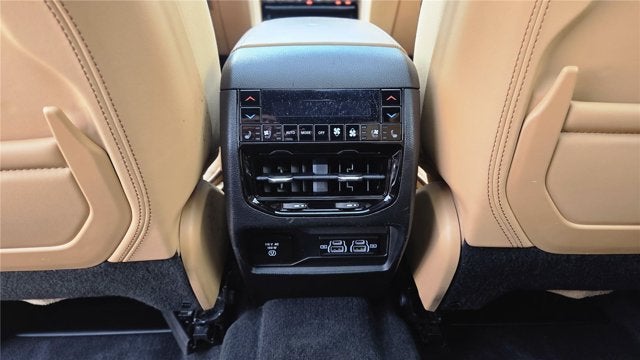 2022 Jeep Grand Cherokee L Summit Reserve