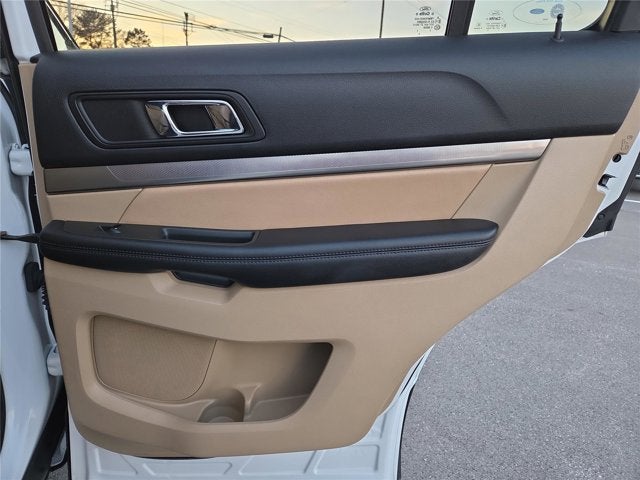 2017 Ford Explorer Base