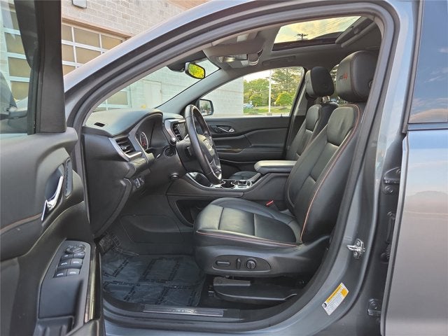 2021 GMC Acadia AT4