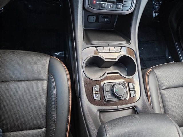 2021 GMC Acadia AT4