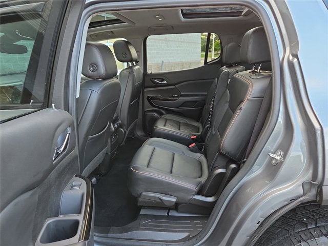 2021 GMC Acadia AT4