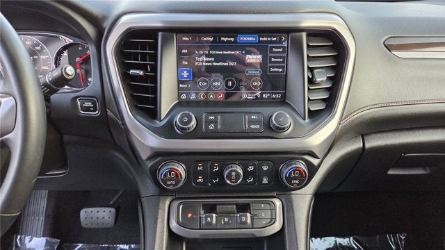 2023 GMC Acadia AT4