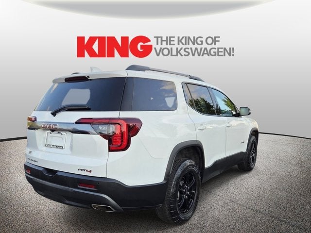 2023 GMC Acadia AT4