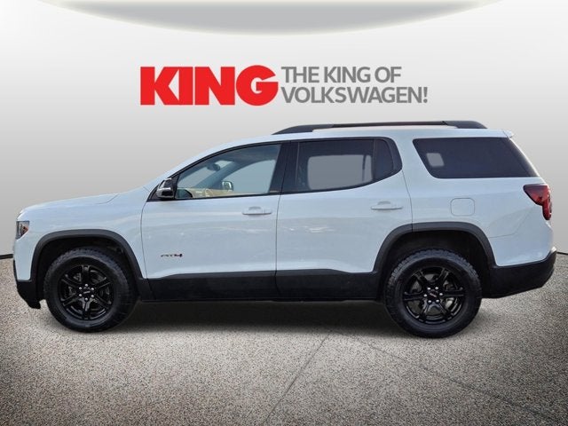 2023 GMC Acadia AT4