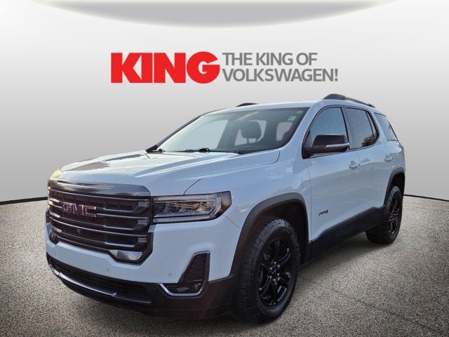 2023 GMC Acadia AT4