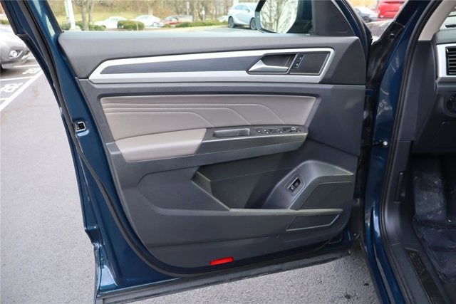 2022 Volkswagen Atlas 3.6L V6 SEL R-Line