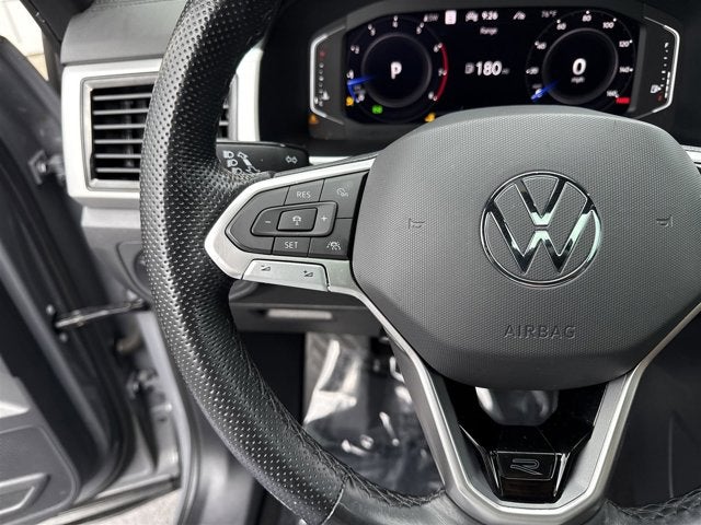 2022 Volkswagen Atlas Cross Sport 3.6L V6 SEL Premium R-Line