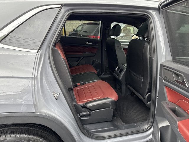 2022 Volkswagen Atlas Cross Sport 3.6L V6 SEL Premium R-Line