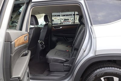 2024 Volkswagen Atlas 2.0T SE