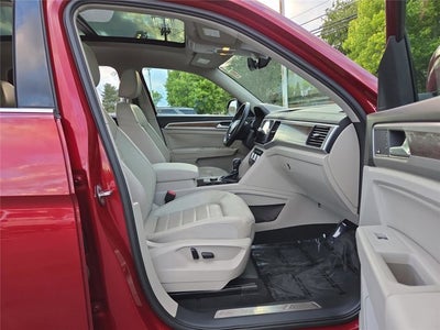 2018 Volkswagen Atlas 3.6L V6 SEL Premium