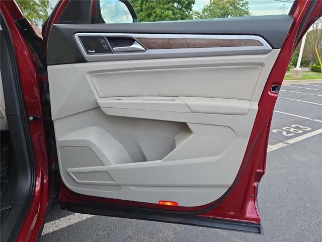 2018 Volkswagen Atlas 3.6L V6 SEL Premium