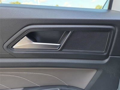 2022 Volkswagen Atlas Cross Sport 2.0T SEL R-Line