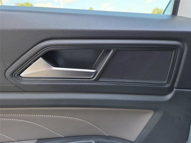 2022 Volkswagen Atlas Cross Sport 2.0T SEL R-Line