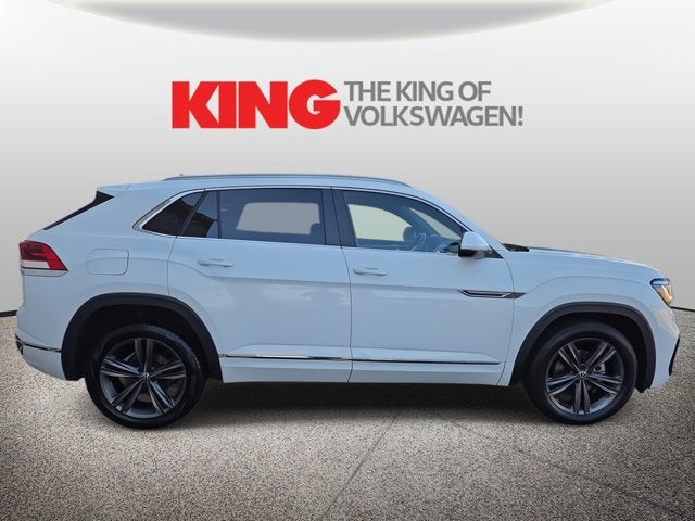 2022 Volkswagen Atlas Cross Sport 2.0T SEL R-Line