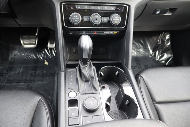 2022 Volkswagen Atlas 3.6L V6 SEL R-Line Black