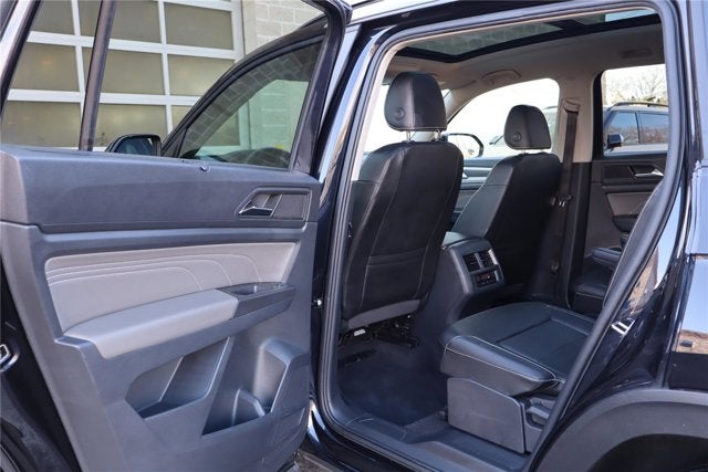 2022 Volkswagen Atlas 3.6L V6 SEL R-Line Black