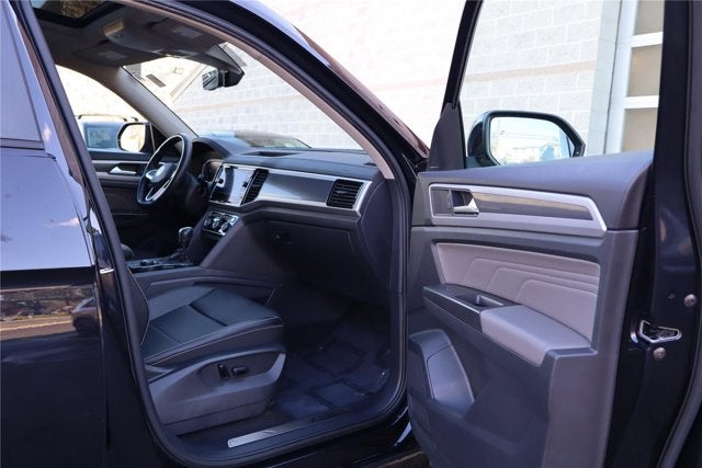 2022 Volkswagen Atlas 3.6L V6 SEL R-Line Black