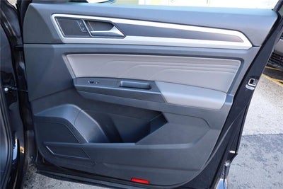 2022 Volkswagen Atlas 3.6L V6 SEL R-Line Black