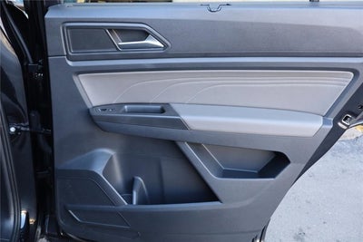 2022 Volkswagen Atlas 3.6L V6 SEL R-Line Black