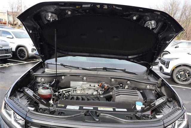 2022 Volkswagen Atlas 3.6L V6 SEL R-Line Black