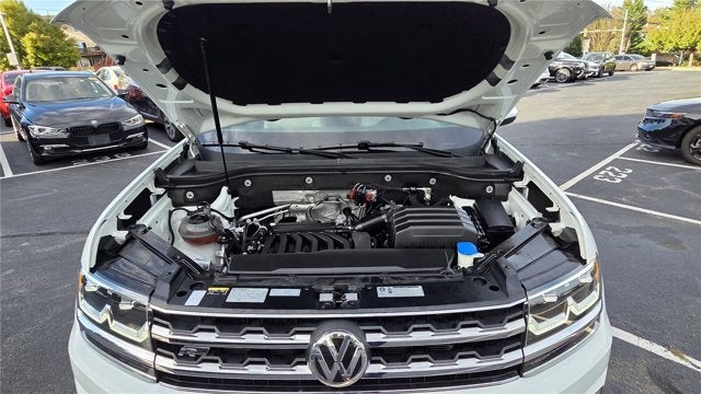 2019 Volkswagen Atlas 3.6L V6 SE w/Technology R-Line