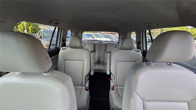 2019 Volkswagen Atlas 3.6L V6 SE w/Technology R-Line