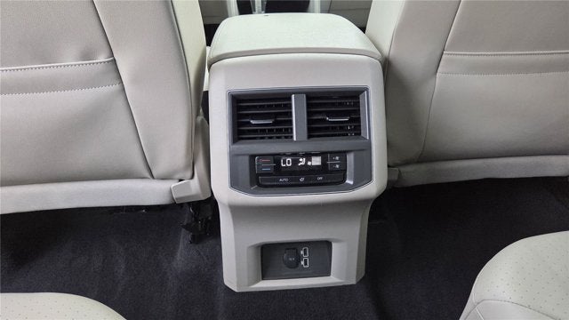 2019 Volkswagen Atlas 3.6L V6 SE w/Technology R-Line