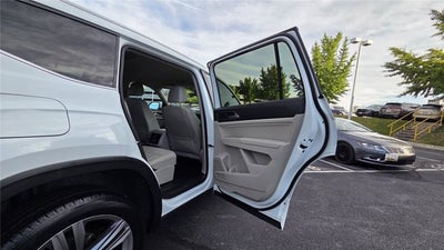 2019 Volkswagen Atlas 3.6L V6 SE w/Technology R-Line