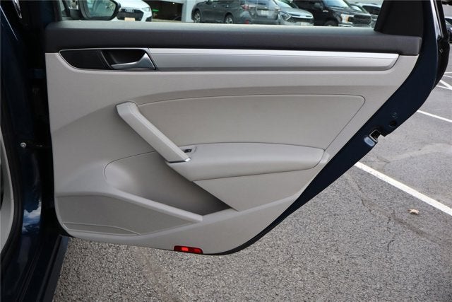 2019 Volkswagen Passat 2.0T Wolfsburg Edition