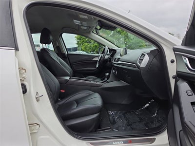 2017 Mazda Mazda3 5-Door Touring