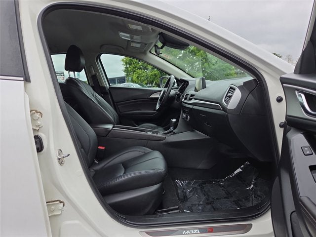 2017 Mazda Mazda3 5-Door Touring
