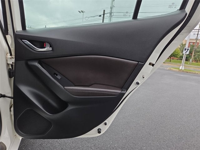 2017 Mazda Mazda3 5-Door Touring