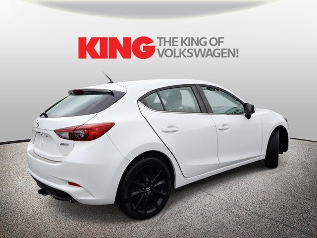 2017 Mazda Mazda3 5-Door Touring