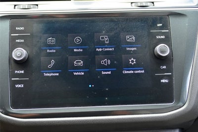 2019 Volkswagen Tiguan SE