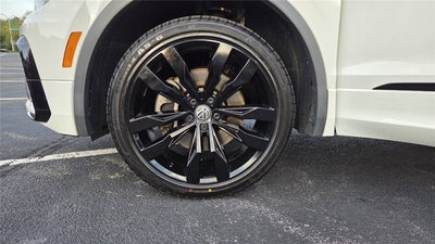2021 Volkswagen Tiguan SE R-Line Black