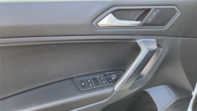 2021 Volkswagen Tiguan SE R-Line Black