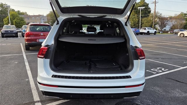 2021 Volkswagen Tiguan SE R-Line Black