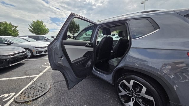 2023 Volkswagen Taos SEL