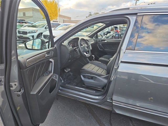 2023 Volkswagen Tiguan SEL R-Line