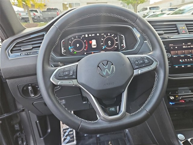 2023 Volkswagen Tiguan SEL R-Line
