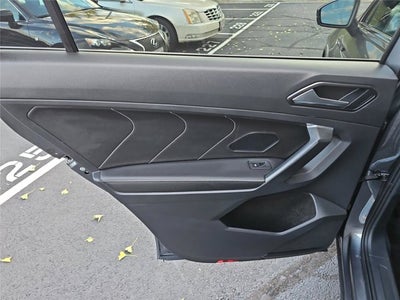 2023 Volkswagen Tiguan SEL R-Line