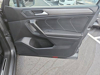2023 Volkswagen Tiguan SEL R-Line