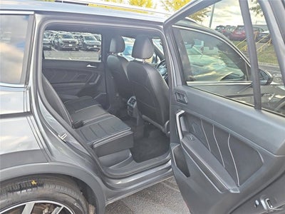 2023 Volkswagen Tiguan SEL R-Line