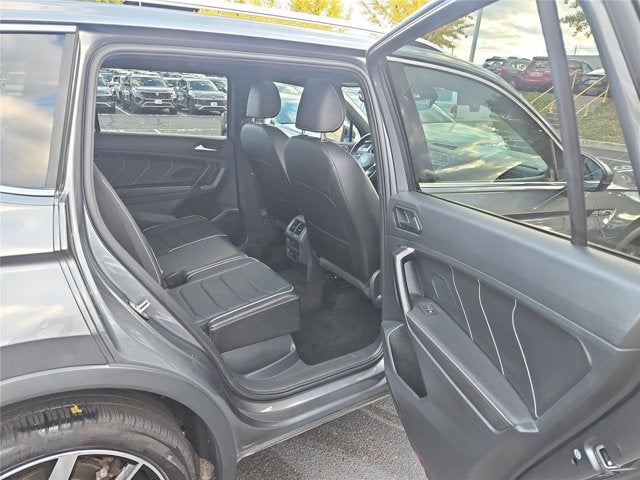 2023 Volkswagen Tiguan SEL R-Line