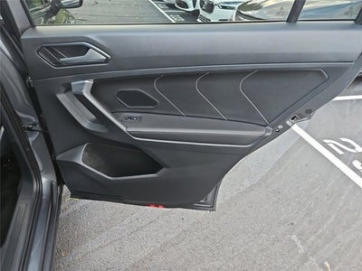 2023 Volkswagen Tiguan SEL R-Line